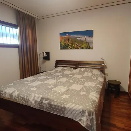 Elegant And Peaceful Aparments With Pool And Garden * Puerto de la Cruz (Tenerife)
