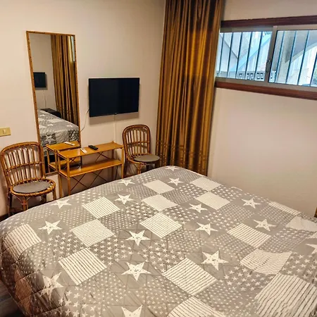 Elegant And Peaceful Aparments With Pool And Garden *